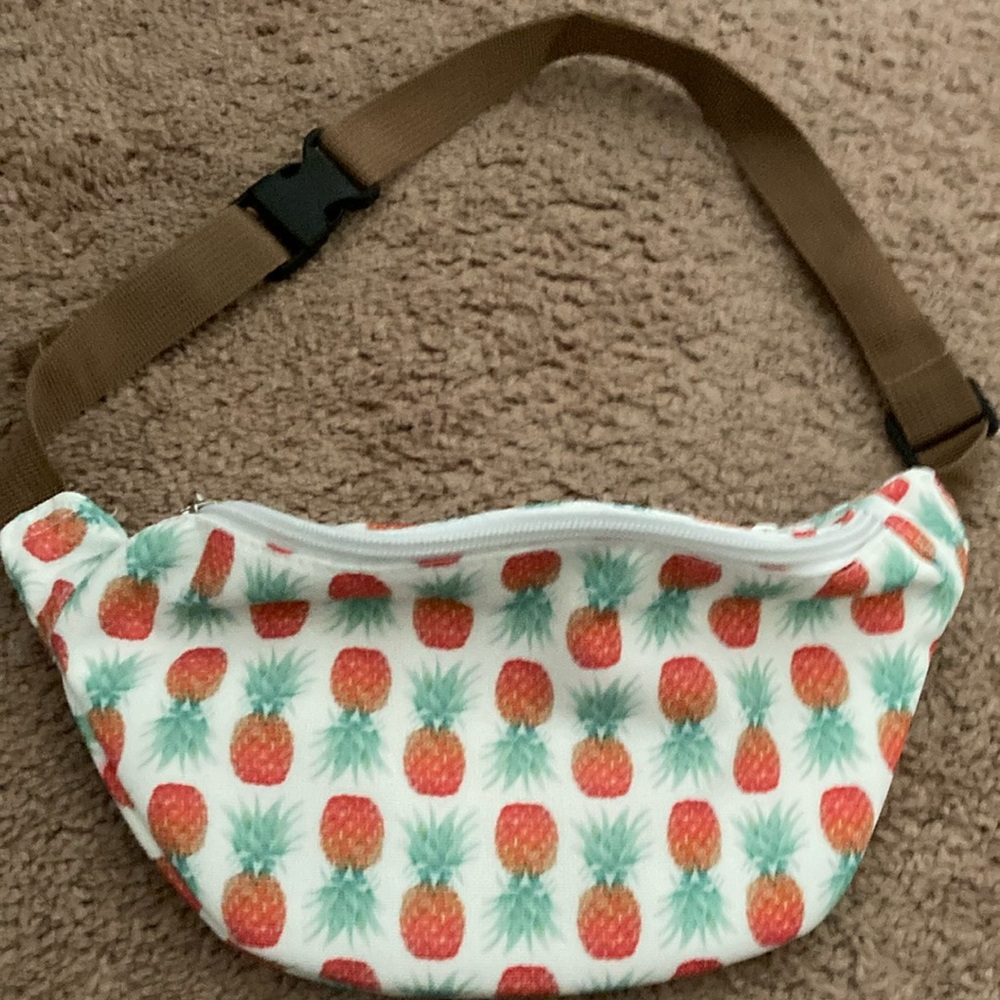 Fanny pack